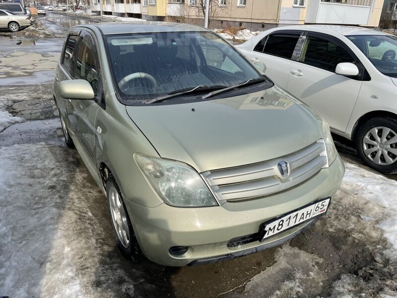 toyota ist 2006 pearl