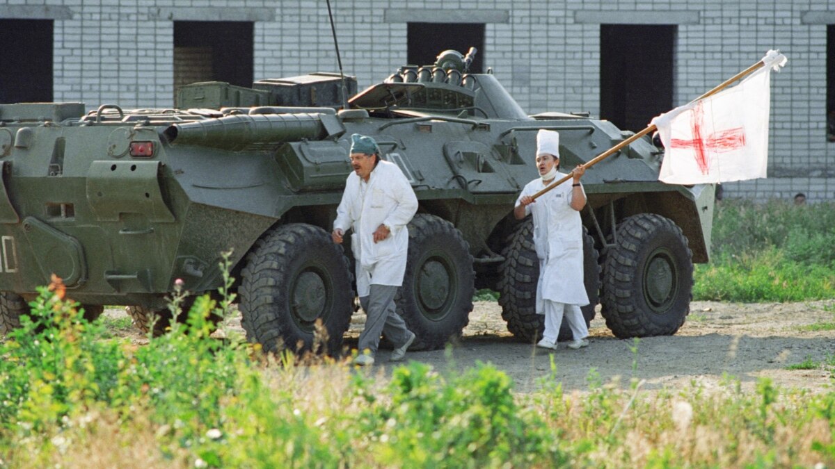 Чеченские заложники. Штурм больницы в Буденновске 1995. Штурм больницы в Буденновске.